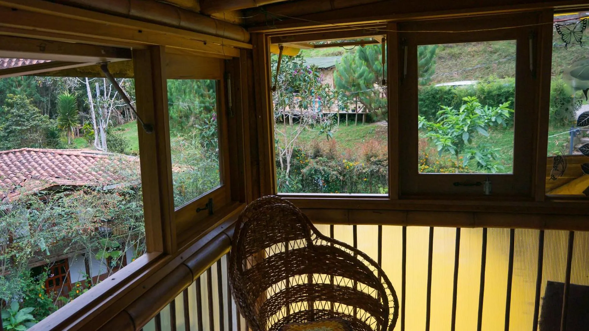 Daire Amplia Casa Campestre En Santa Elena Cerca A Medellin - Cabana Aru